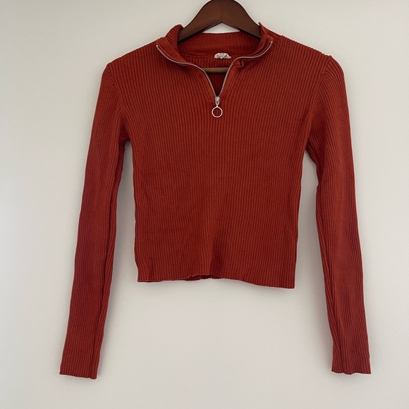 Garage Caramel Sweater with Zipper - Picture 1 of 3